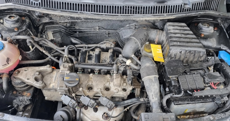Volkswagen Fox cena 10300 przebieg: 130200, rok produkcji 2010 z Jastrowie małe 172